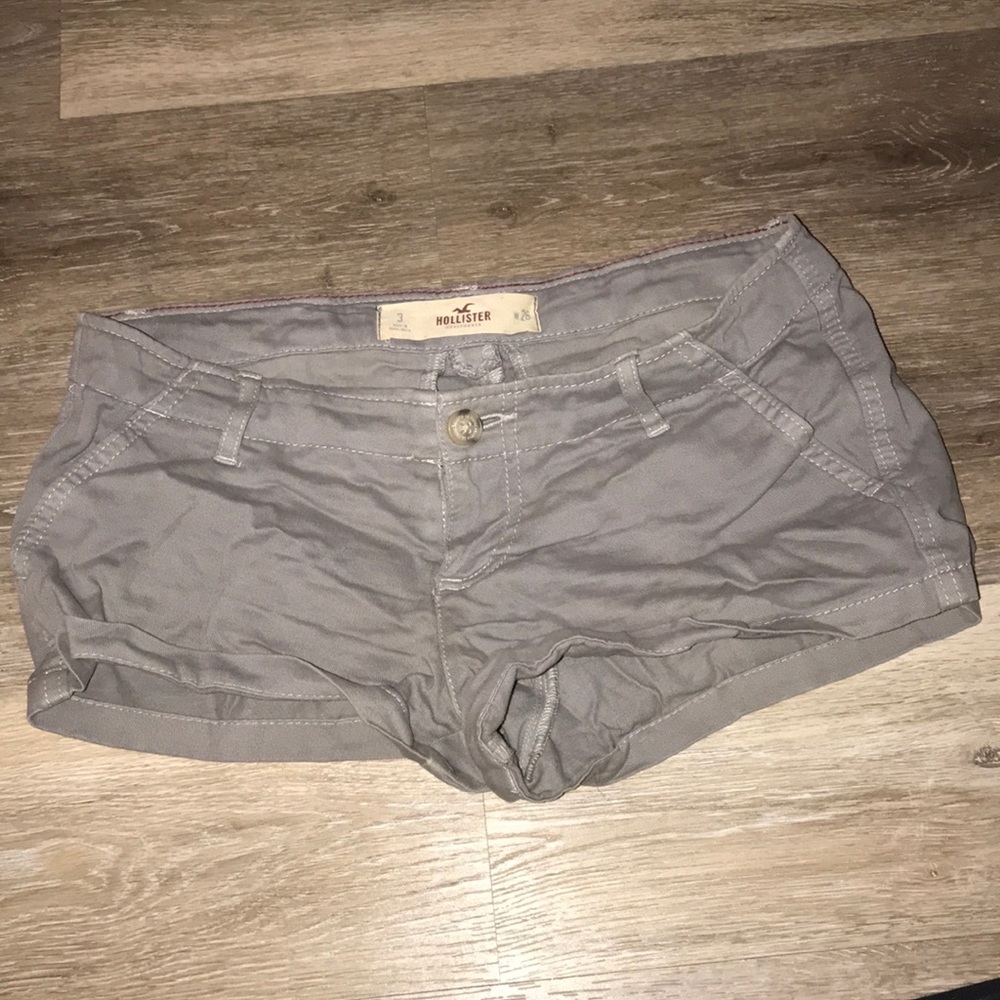 Hollister gray khaki shorts